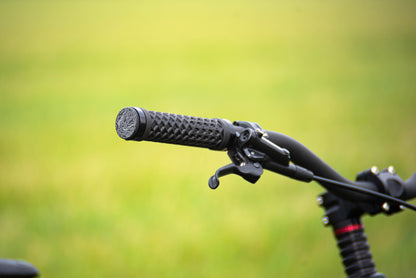 Dynaplug® x BTCHN' Covert Highhh Riser Handlebar