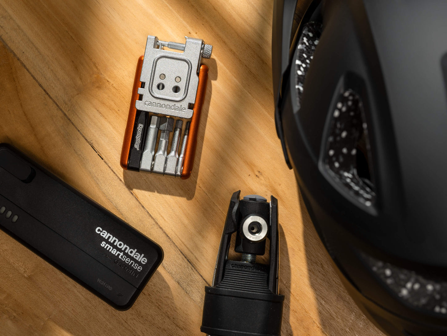 18-in-1 Dynaplug x Cannondale  Multi-Tool